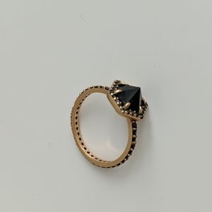 Henri Bendel Size 8 Ring